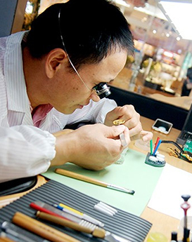 本杰明·托马斯-北京宝珀维修服务中心制表师